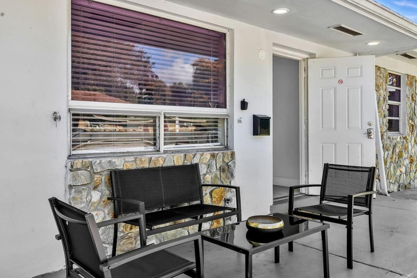 New Stylish 2 Bdrm Mins To Beach & Aventura Mall Hallandale Beach Exterior foto